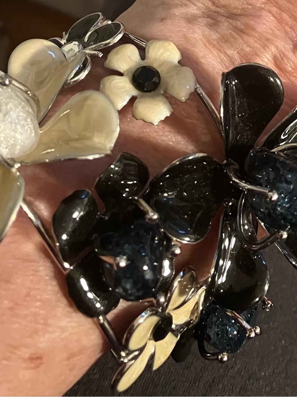 Xxl cuff bangle bracelet enamel flowers vintage